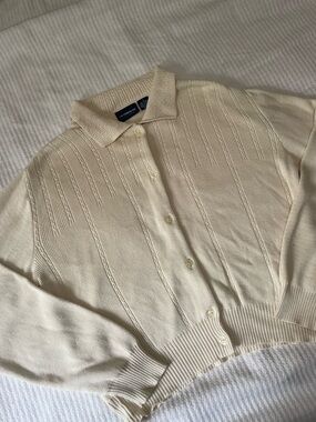 Lizsport cream cardigan cable knit vintage medium cottagecore granny coquette